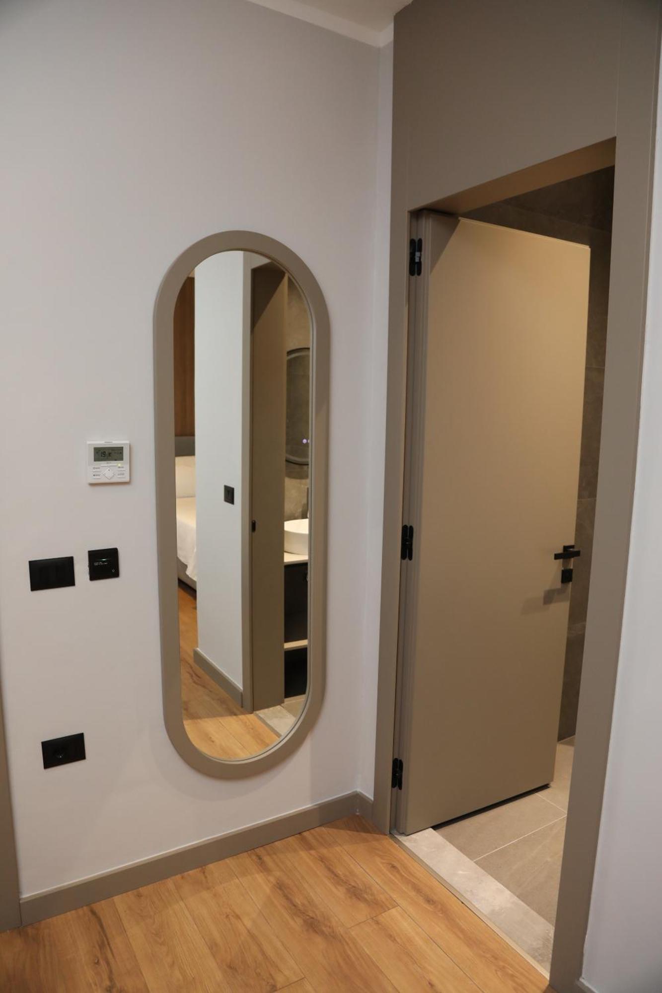 Kruja Luxury Suites Ngoại thất bức ảnh